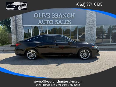 Used 2020 Toyota Avalon Limited w/ Advanced Safety Package FWD image 1