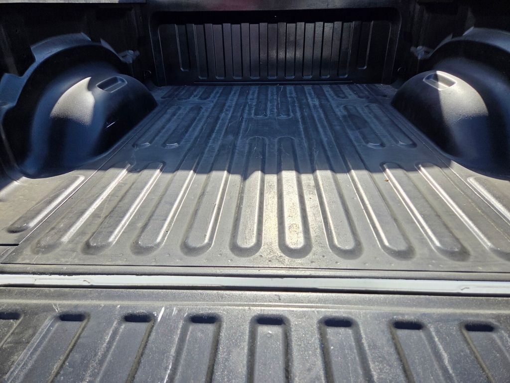 Used 2025 RAM 1500 Tradesman AWD/4WD image 17