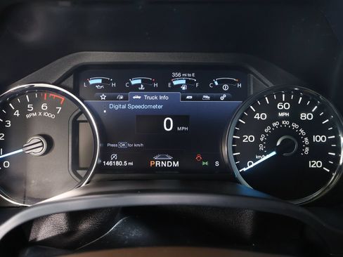Used 2019 Ford F150 King Ranch w/ Equipment Group 601A Luxury AWD/4WD image 4
