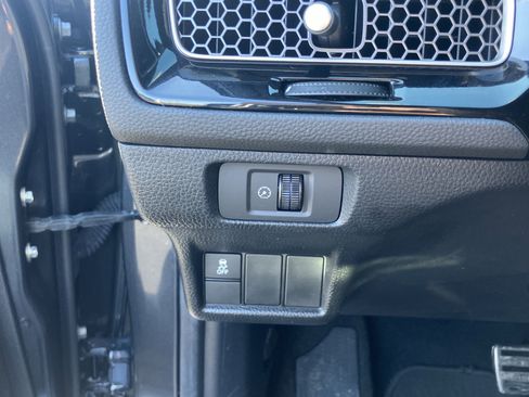 Used 2025 Honda Civic Sport image 19