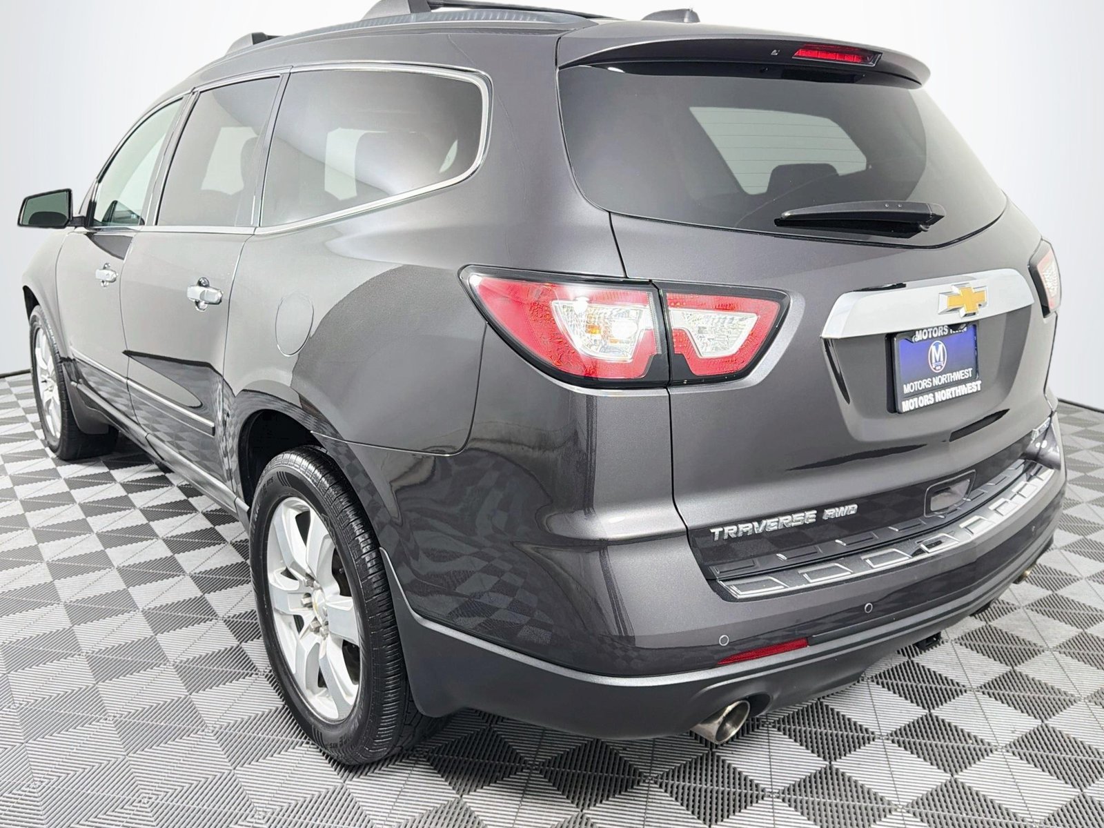 Used 2017 Chevrolet Traverse Premier AWD/4WD image 9