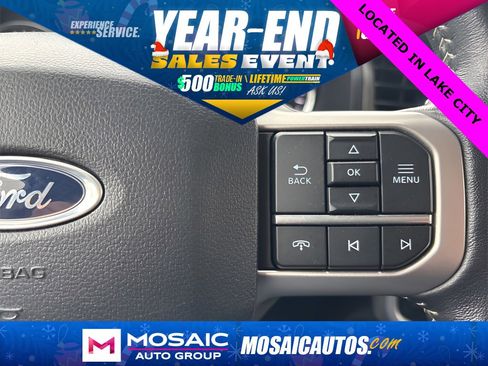 Used 2024 Ford Expedition XLT image 29