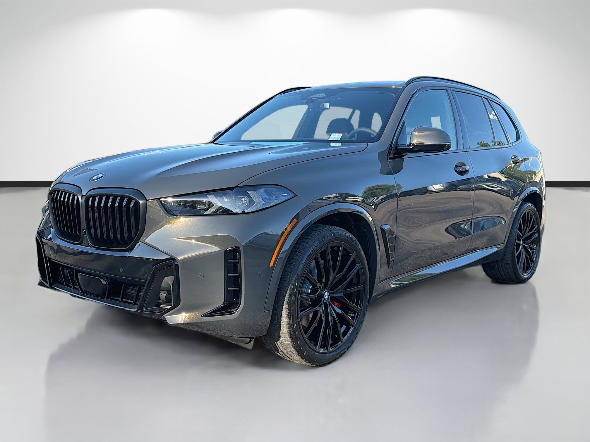 New 2026 BMW X5 xDrive40i w/ M Sport Package AWD/4WD image 7