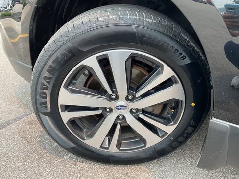 Used 2018 Subaru Outback 3.6R Limited AWD/4WD image 48