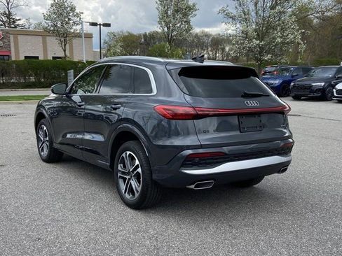 Used 2025 Audi Q5 Premium w/ Convenience Package AWD/4WD image 14