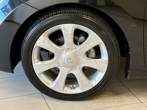 Used 2012 Hyundai Elantra Limited w/ Technology Pkg 5 image 24