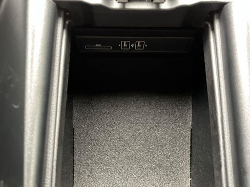 Used 2020 Mercedes-Benz E 350 4MATIC Sedan image 28