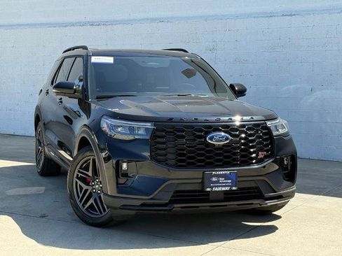 Certified 2026 Ford Explorer ST w/ Sun And Sound Package AWD/4WD image 3