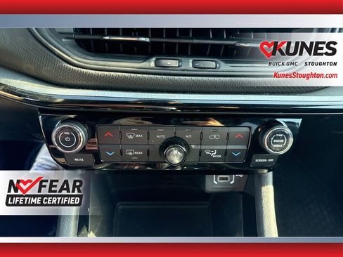 Used 2024 Jeep Compass Trailhawk image 32