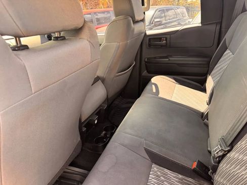 Used 2018 Toyota Tundra SR image 19