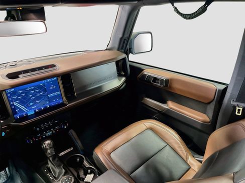 Used 2022 Ford Bronco Outer Banks w/ Sasquatch Package AWD/4WD image 24