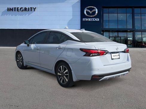 Used 2024 Nissan Versa SV w/ Trunk Package image 4