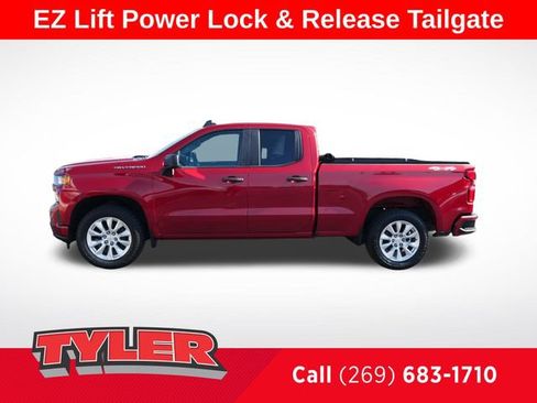 Used 2021 Chevrolet Silverado 1500 Custom AWD/4WD image 4