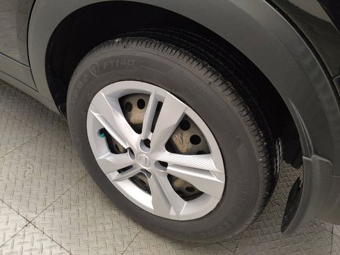 Used 2024 Nissan Kicks S FWD image 31