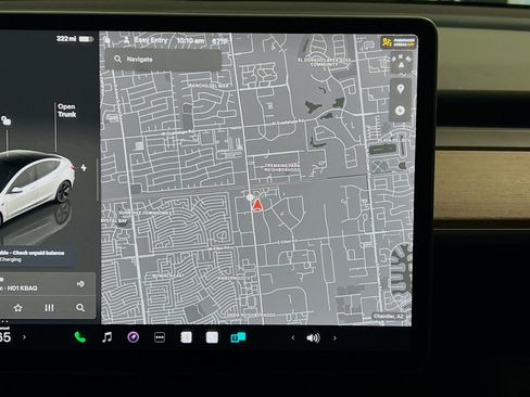 Used 2022 Tesla Model 3 Long Range AWD/4WD image 9