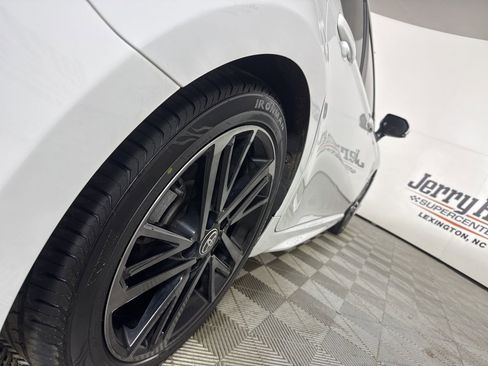 Used 2025 Toyota Camry XSE image 30