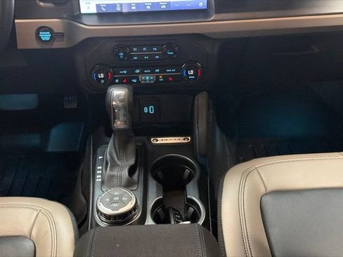 Used 2024 Ford Bronco Wildtrak AWD/4WD image 16