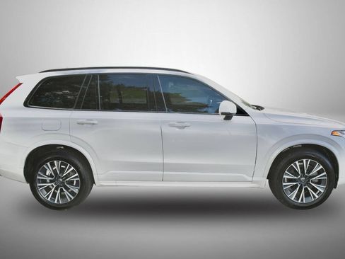 Used 2022 Volvo XC90 T6 Momentum w/ Advanced Package AWD/4WD image 8