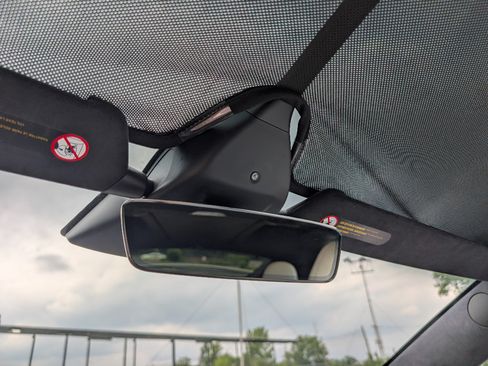 Used 2022 Tesla Model X AWD/4WD image 17