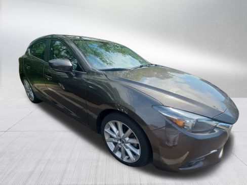 Used 2017 MAZDA MAZDA3 Grand Touring w/ Premium Equipment Package FWD image 3