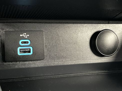 Certified 2025 Ford Mustang GT Premium image 22