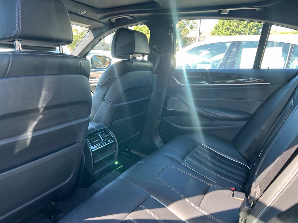 Used 2018 BMW 540i RWD image 9