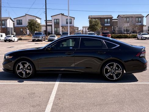 Certified 2025 Honda Accord Sport image 3