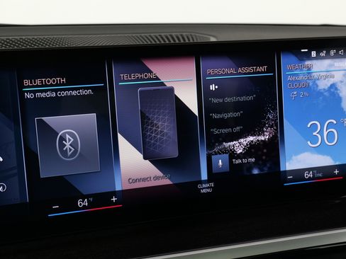 Used 2023 BMW 330i xDrive Sedan w/ Driving Assistance Package image 44