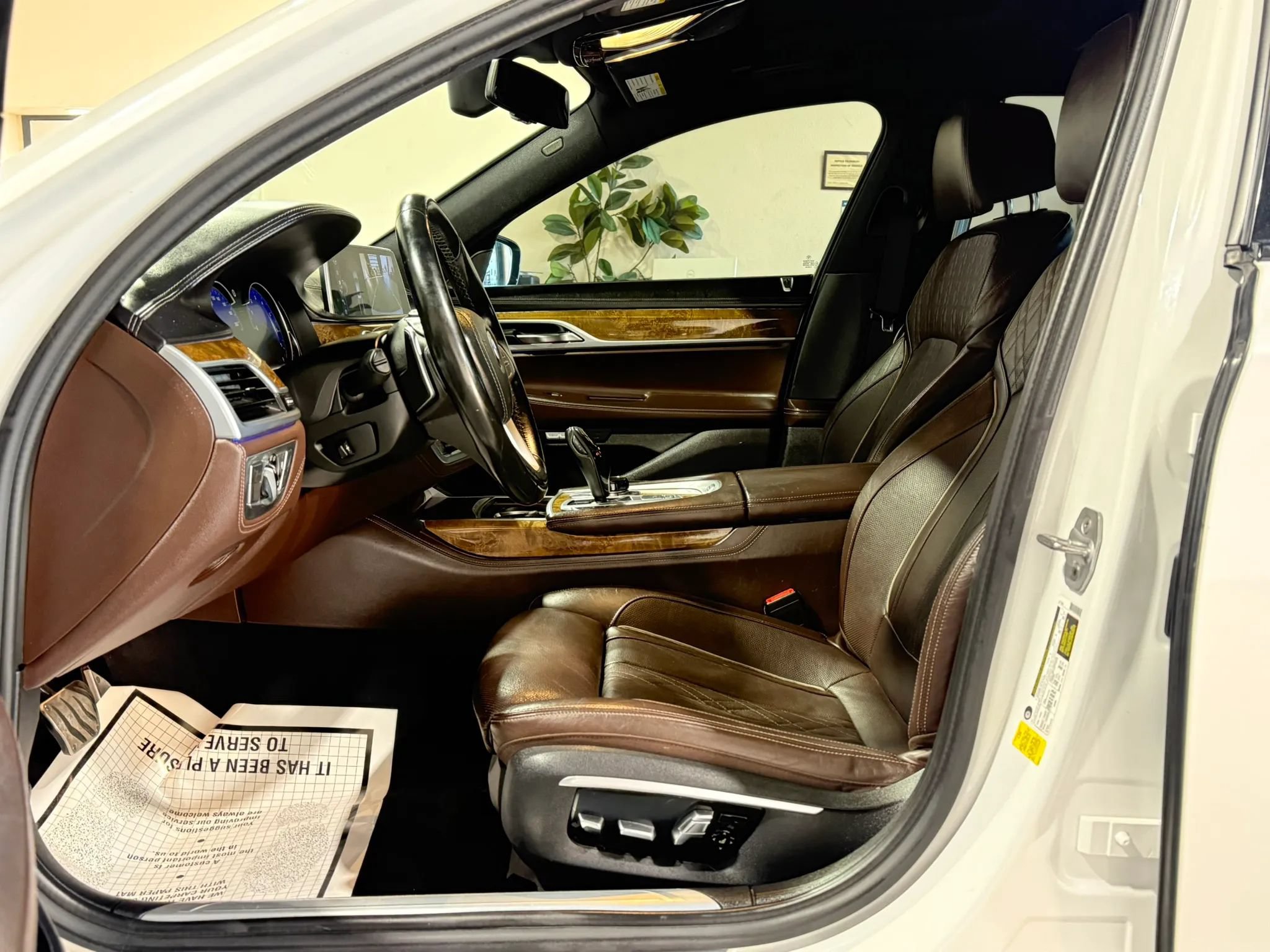 Used 2016 BMW 740i RWD image 13