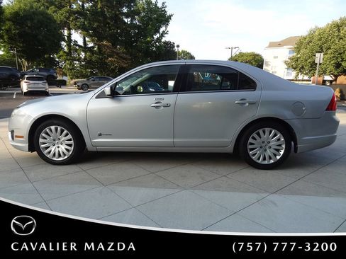 Used 2010 Ford Fusion Hybrid FWD image 7