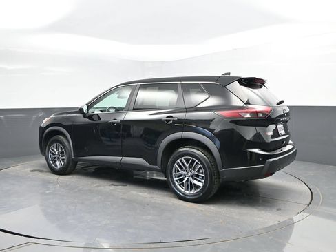 Used 2024 Nissan Rogue S AWD/4WD image 5