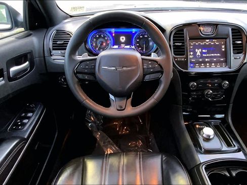 Used 2023 Chrysler 300 S RWD image 6