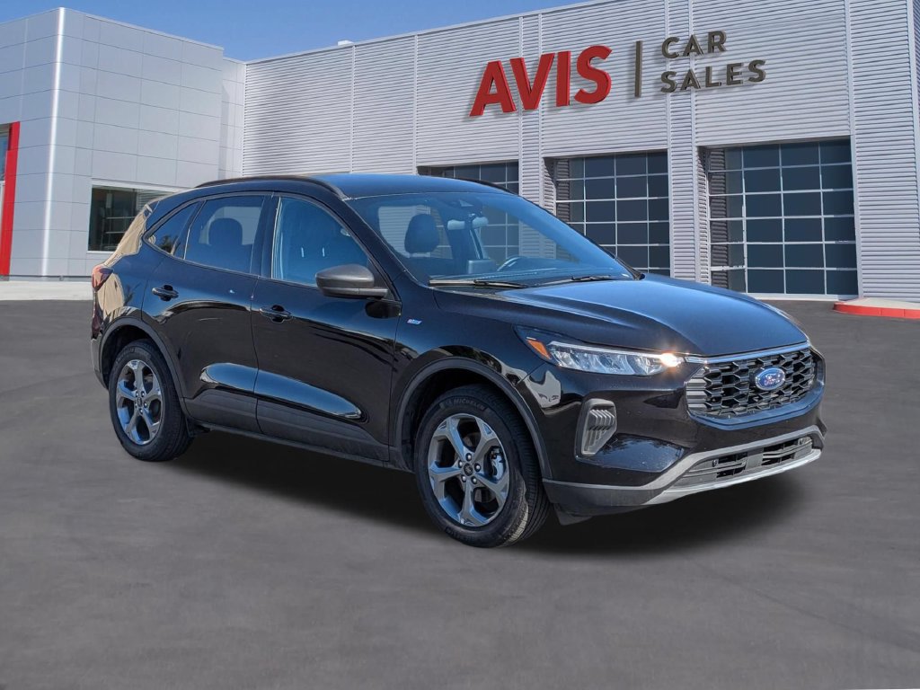 Used 2026 Ford Escape ST-Line AWD/4WD image 3