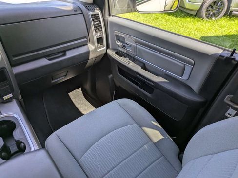 Used 2023 RAM 1500 Classic SLT w/ Trailer & Traction Group AWD/4WD image 18