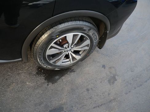 Used 2020 Nissan Murano SV image 37