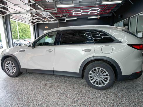 Used 2024 MAZDA CX-90 Plug-In Hybrid w/ Preferred AWD/4WD image 2