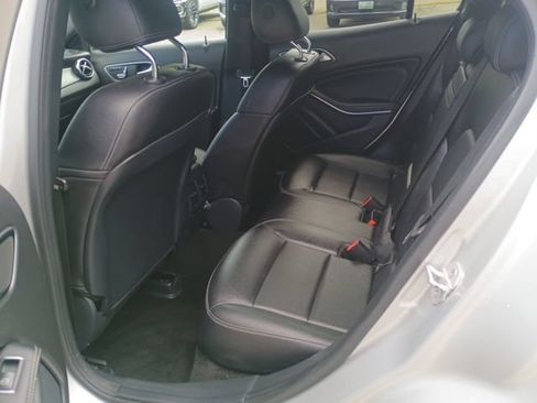 Used 2018 Mercedes-Benz GLA 250 4MATIC image 20