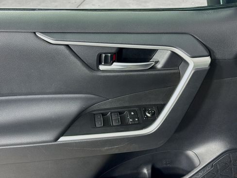 Certified 2025 Toyota RAV4 XLE AWD/4WD image 17