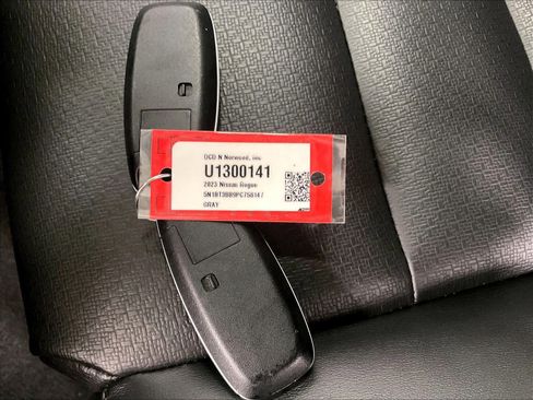 Certified 2023 Nissan Rogue SV w/ SV Premium Package image 32