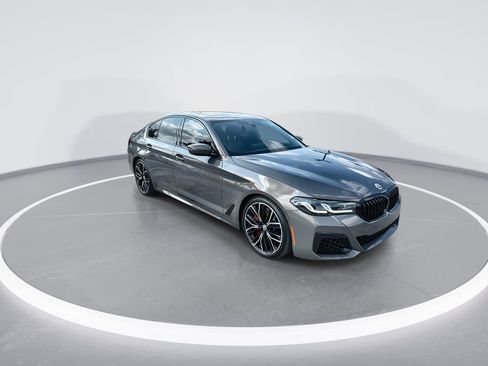 Used 2023 BMW M550i xDrive w/ Executive Package AWD/4WD image 2