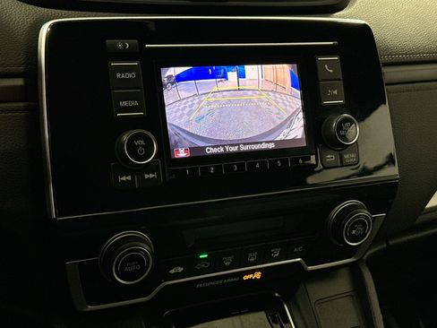 Used 2018 Honda CR-V LX image 24
