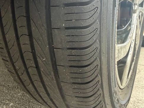 Used 2014 Chrysler 200 LX image 10