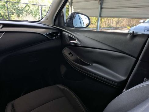 Used 2022 Buick Encore GX Select w/ Sport Touring Package image 20