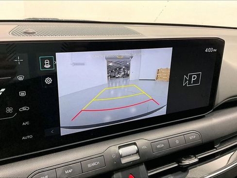 Used 2025 Kia K4 EX FWD image 27