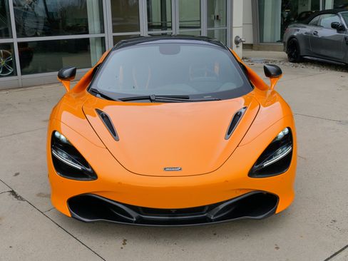 Used 2020 McLaren 720S Performance image 2
