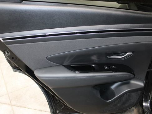 Used 2024 Hyundai Tucson Limited FWD image 18