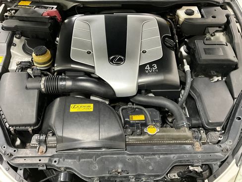 Used 2003 Lexus SC 430 Convertible image 12