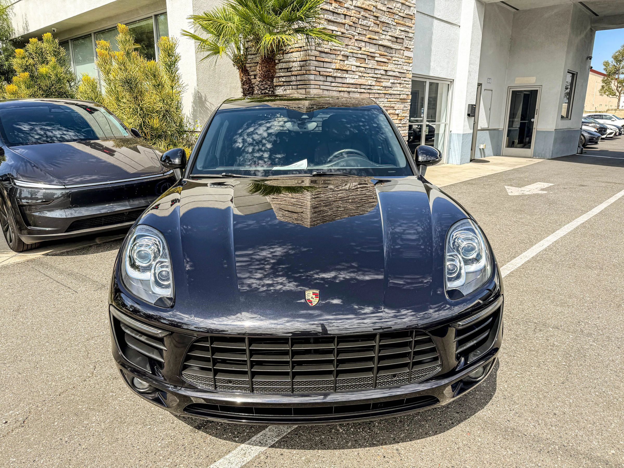 Used 2018 Porsche Macan Sport Edition AWD/4WD image 10