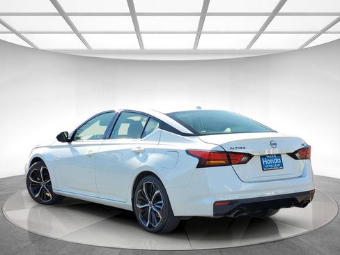 Used 2023 Nissan Altima 2.5 SR image 5