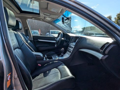 Used 2009 INFINITI G37 x Sedan w/ Premium Pkg image 16